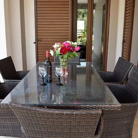 Villa Andrew Agioi Saranda