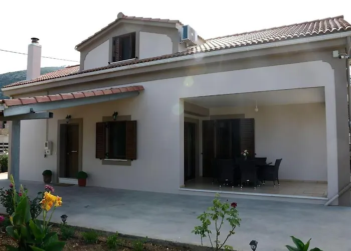 Andrew Agioi Saranda